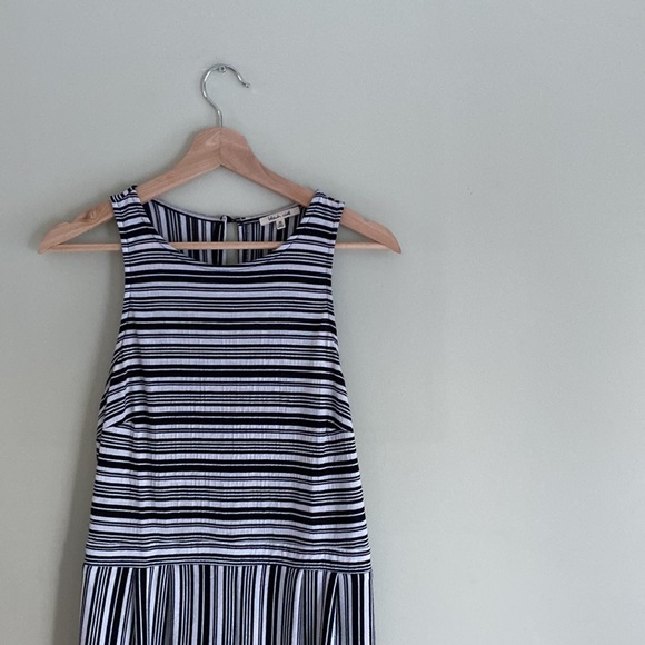 Striped Jumpsuit - Picture 3 of 5